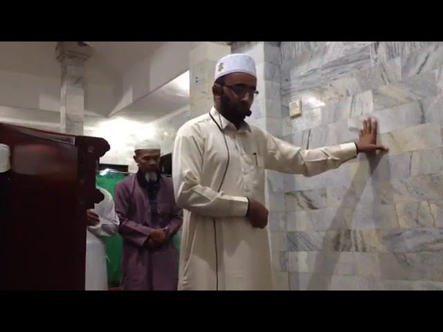 This is Call iman Heavy Earthquake during Prayer in Indonesia where imam continue reciting